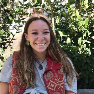 Meet your Posher, Sophia